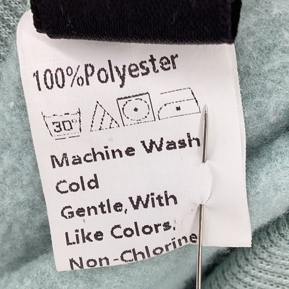 New MALIBU HOODED SWEATSHIRT - Picture 7 of 10